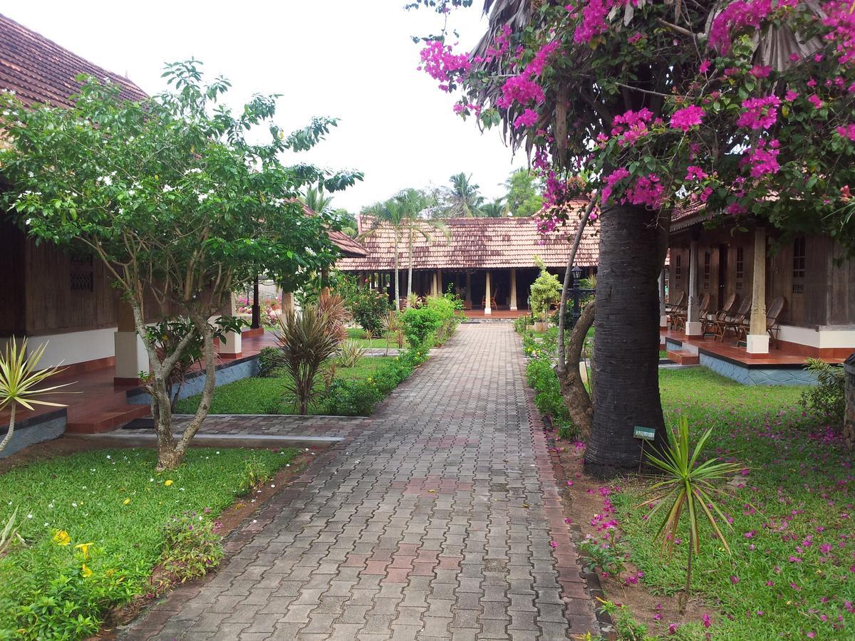 Isola Di Cocco Ayurvedic Beach Resort Poovar Kültér fotó
